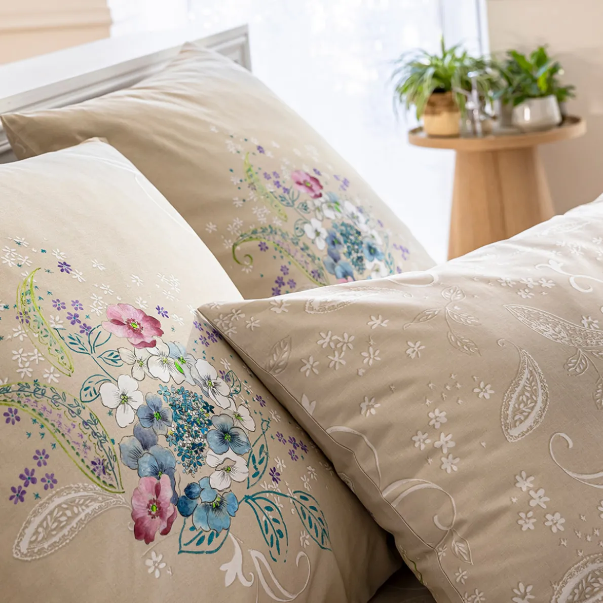 Arabesques et Hortensias Linge de lit