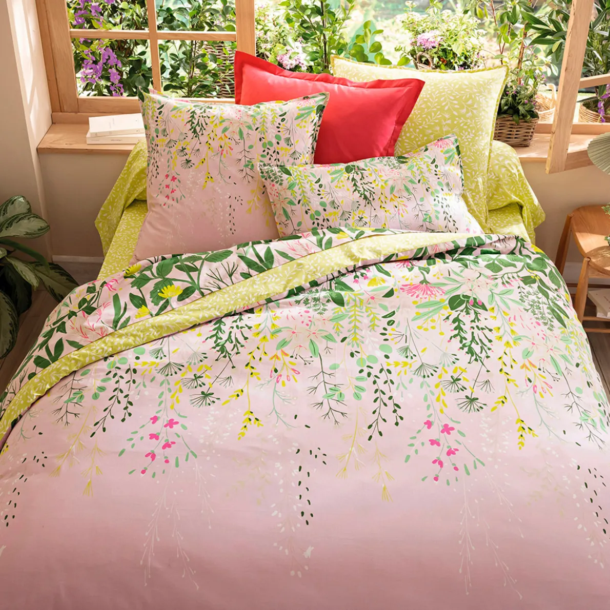 Cascade fleurie Drap