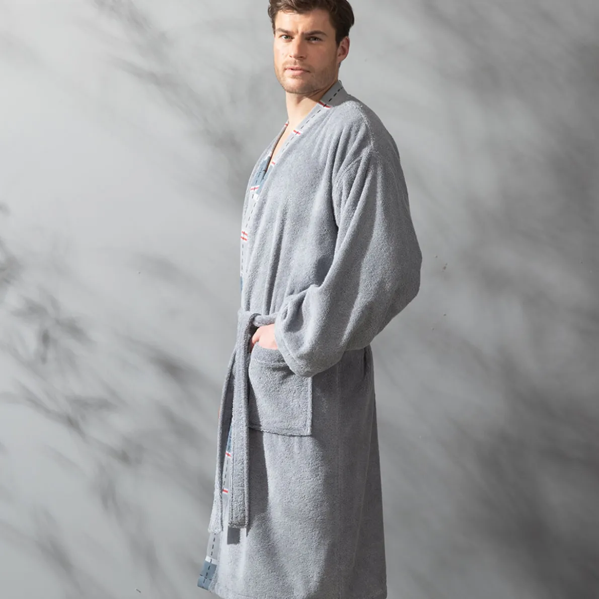 Destination London Peignoir