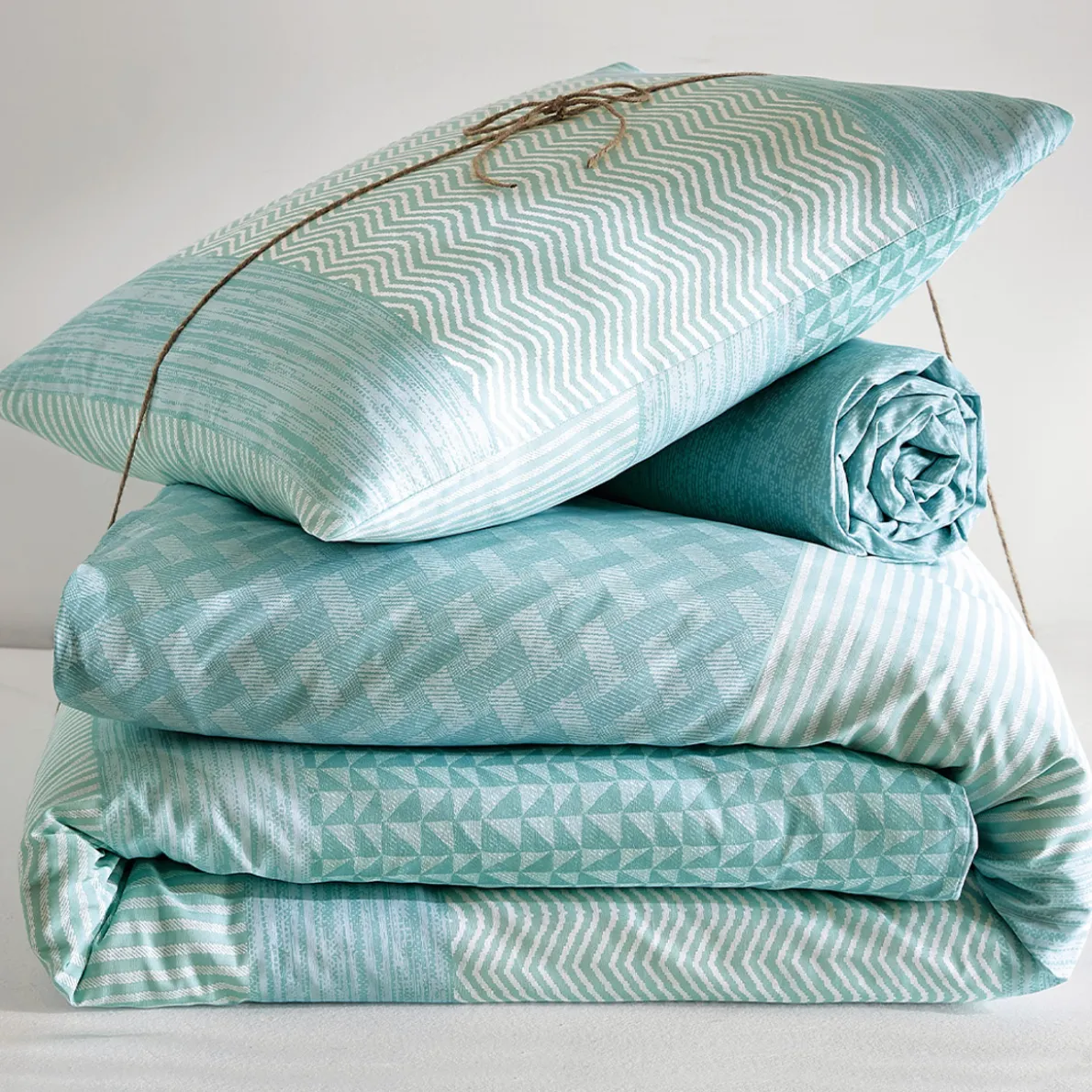 Les songes de Théo Linge de lit