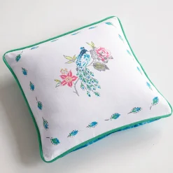 Un oiseau sur la branche Housse de coussin