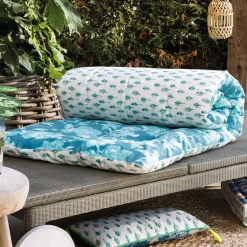 Un oiseau sur la branche Matelas d'assise